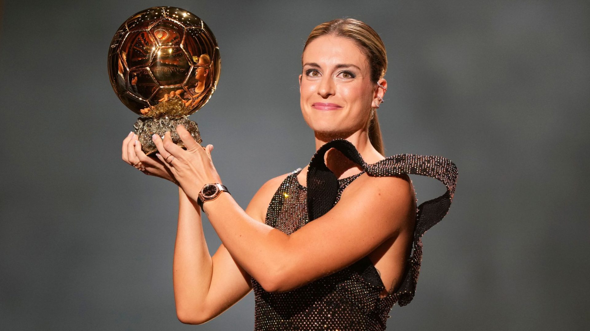 Alexia Putellas hace historia con segundo Balón de Oro consecutivo